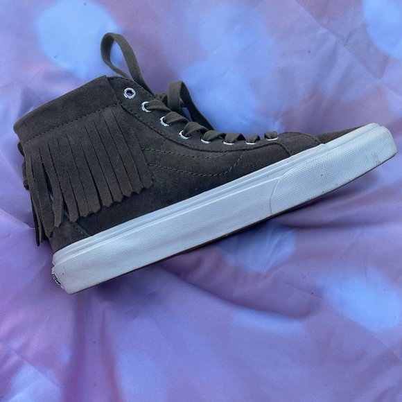 Vans Women’s Sk8-hi Moc Suede With Fringe - Picture 10 of 16